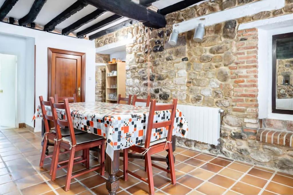 La Jomeruca ,Espaciosa Casa Rural Cerca De Playa Y Montana Carranceja Exteriör bild